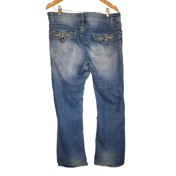 Sz 14 FADED GLORY Mediumwash Faded Boot Cut Rhinestone Classic Style - Picture 2 of 4